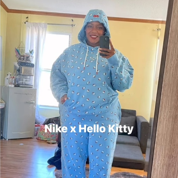 Nike Hello Kitty Unisex Blue Cotton Fleece Sweatpants Large
